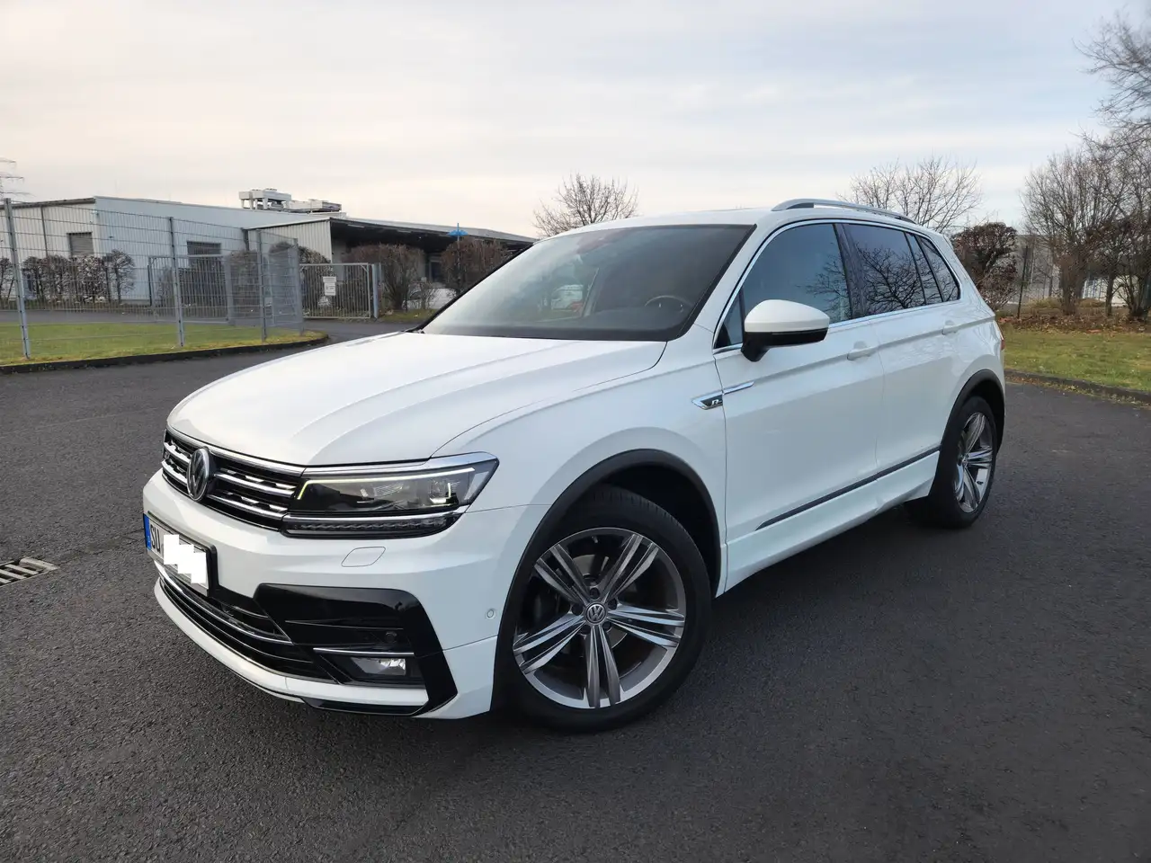 Volkswagen Tiguan Tiguan Diesel 2.0 TDI SCR (BlueMotion Technology) Highline — photo 1 of 20