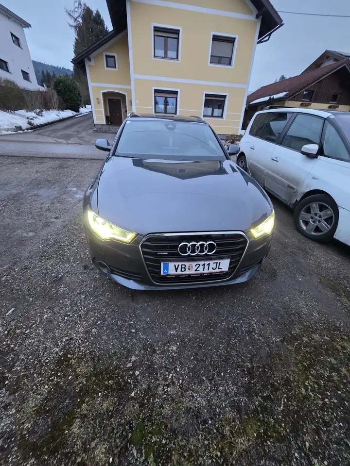 Audi A6 S-Line — photo 1 of 17