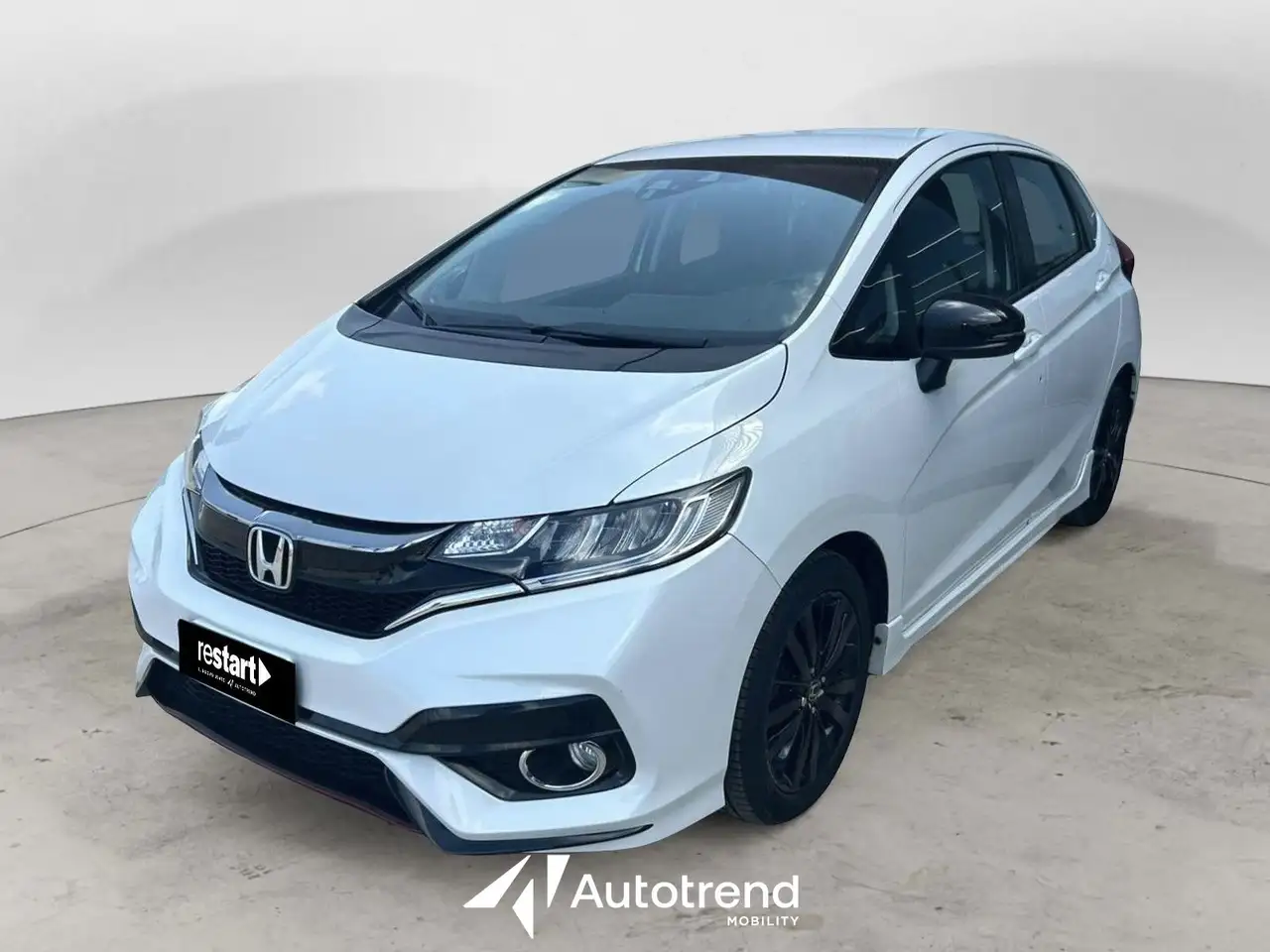 Honda Jazz 1.5 i-VTEC 130 CV Dynamic Navi ADAS — photo 1 of 15