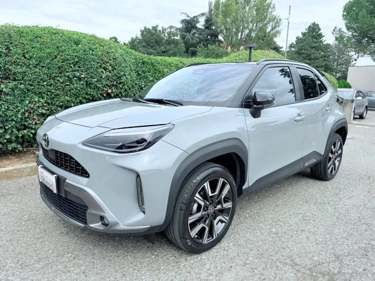 Toyota Yaris Cross 1.5 Hybrid 130 CV E-CVT AWD-i Premiere NAVI - LED — photo 1 of 19