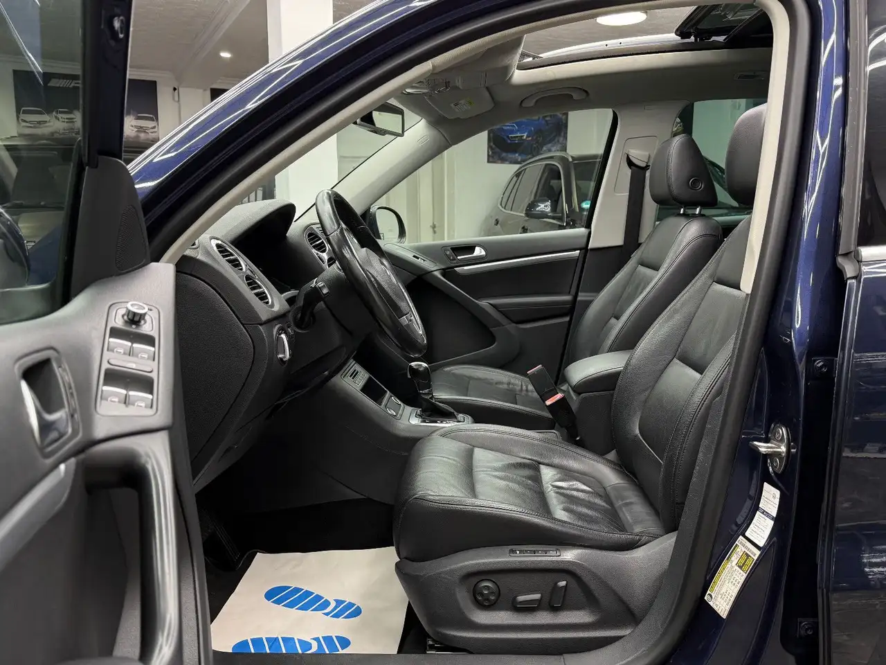 2013 Volkswagen Tiguan 2.0 TSI DSG R-Line 4Motion / Navi Kamera, photograph 11