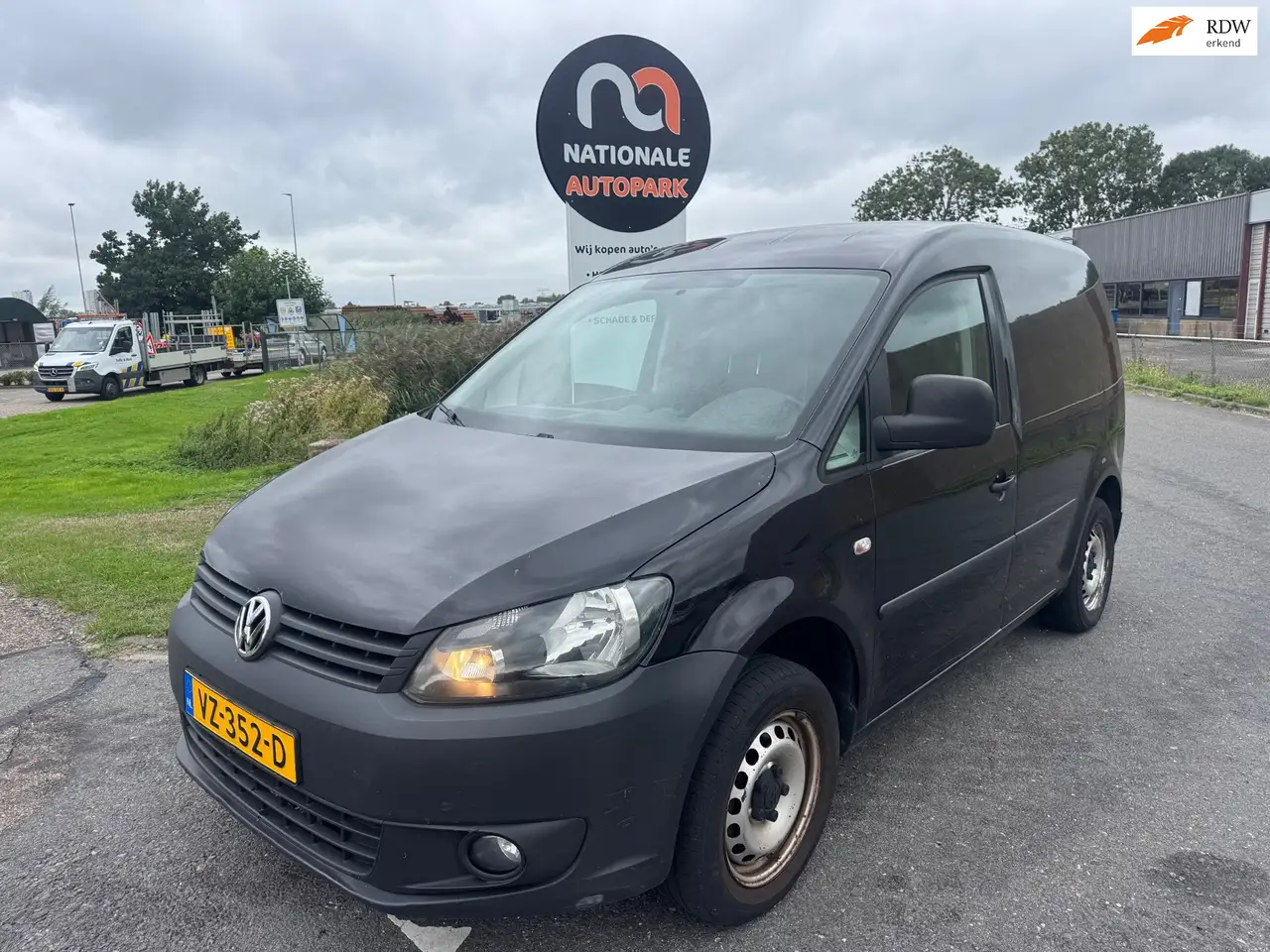 Volkswagen Caddy | 2014 | 1.6 TDI | Automaat | Export en Handel — photo 1 of 14