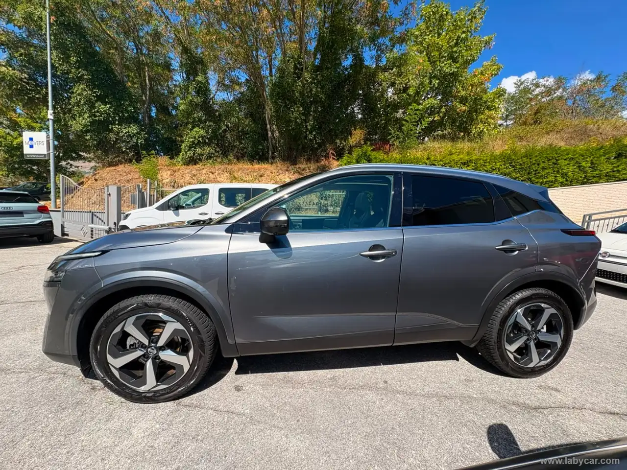 2022 Nissan Qashqai MHEV 140 CV N-Connecta, photograph 8