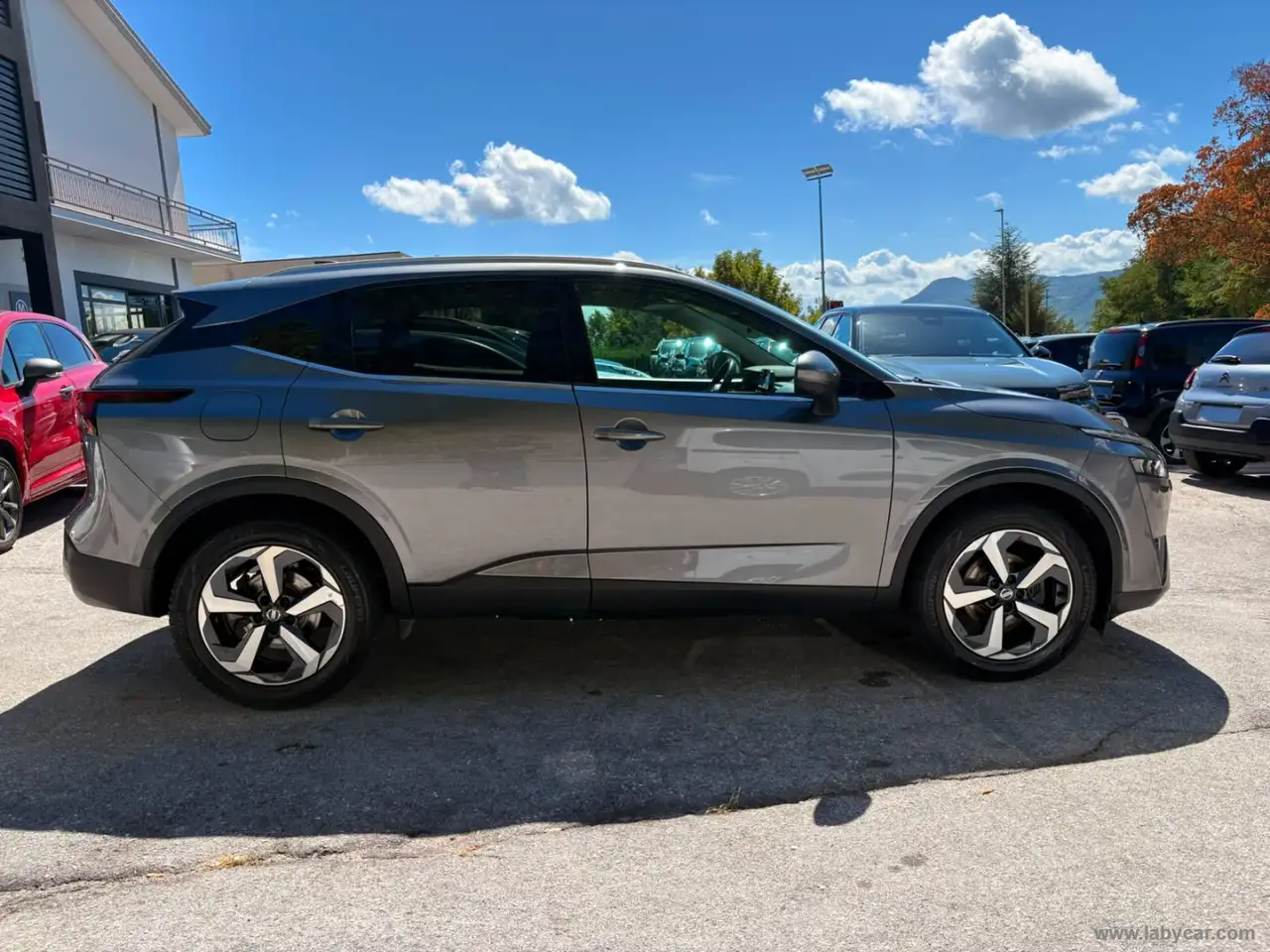 2022 Nissan Qashqai MHEV 140 CV N-Connecta, photograph 4
