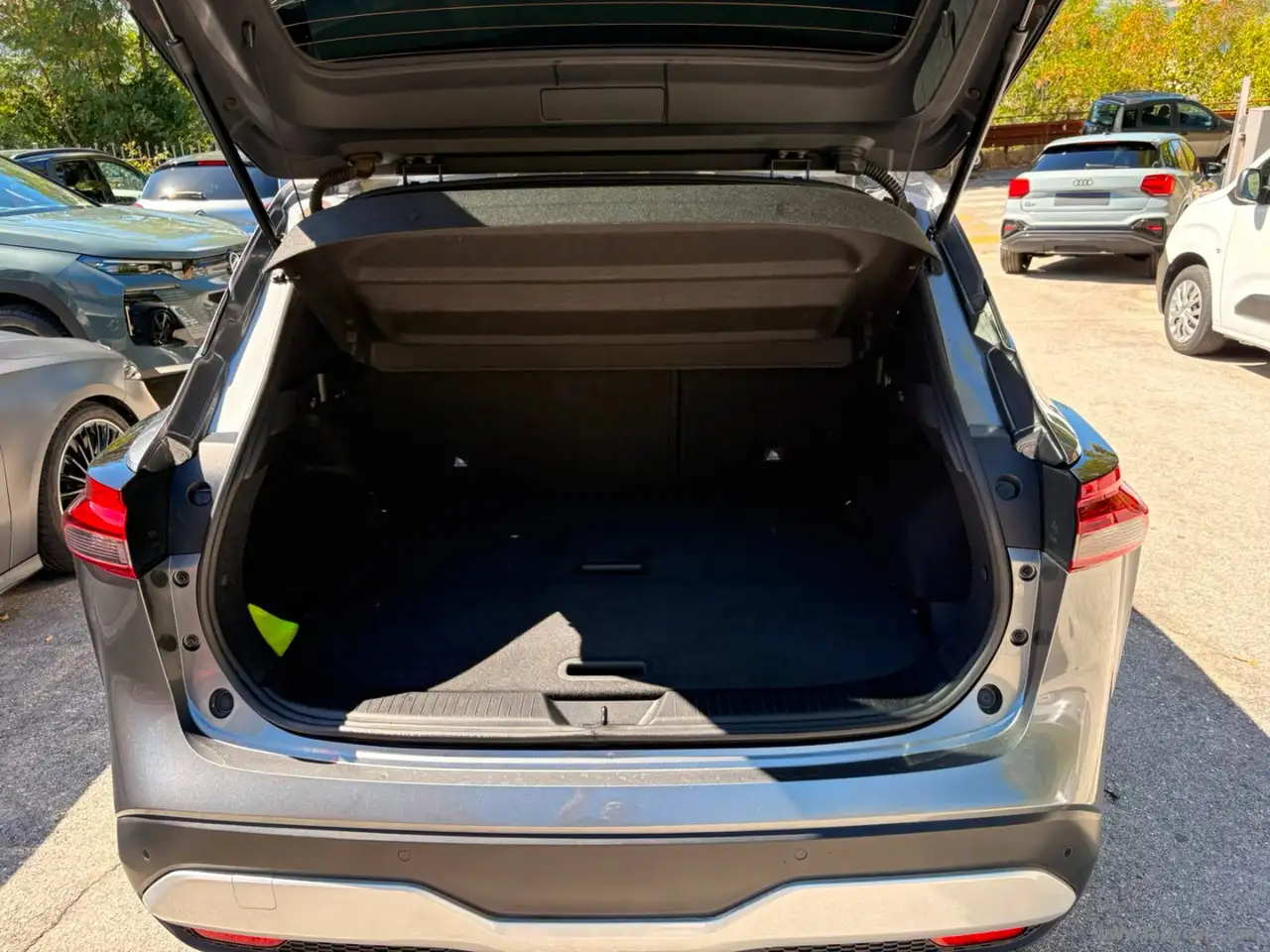 2022 Nissan Qashqai MHEV 140 CV N-Connecta, photograph 10