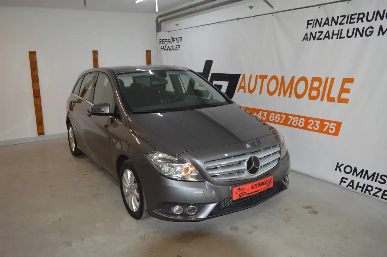 Mercedes-Benz B 180 **2 Besitz**107.000KM**Pickerl 03/27** — photo 1 of 21