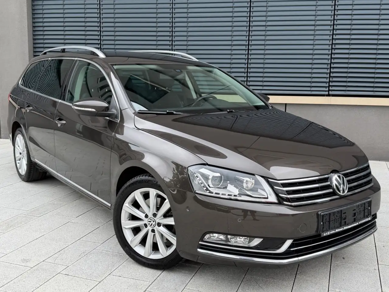 Volkswagen Passat Variant Passat 2.0TDI Variant Highline Bi-Xenon NAVI DSG — photo 1 of 19