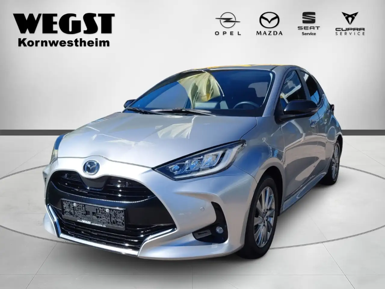 Mazda 2 Hybrid Select — photo 1 of 12