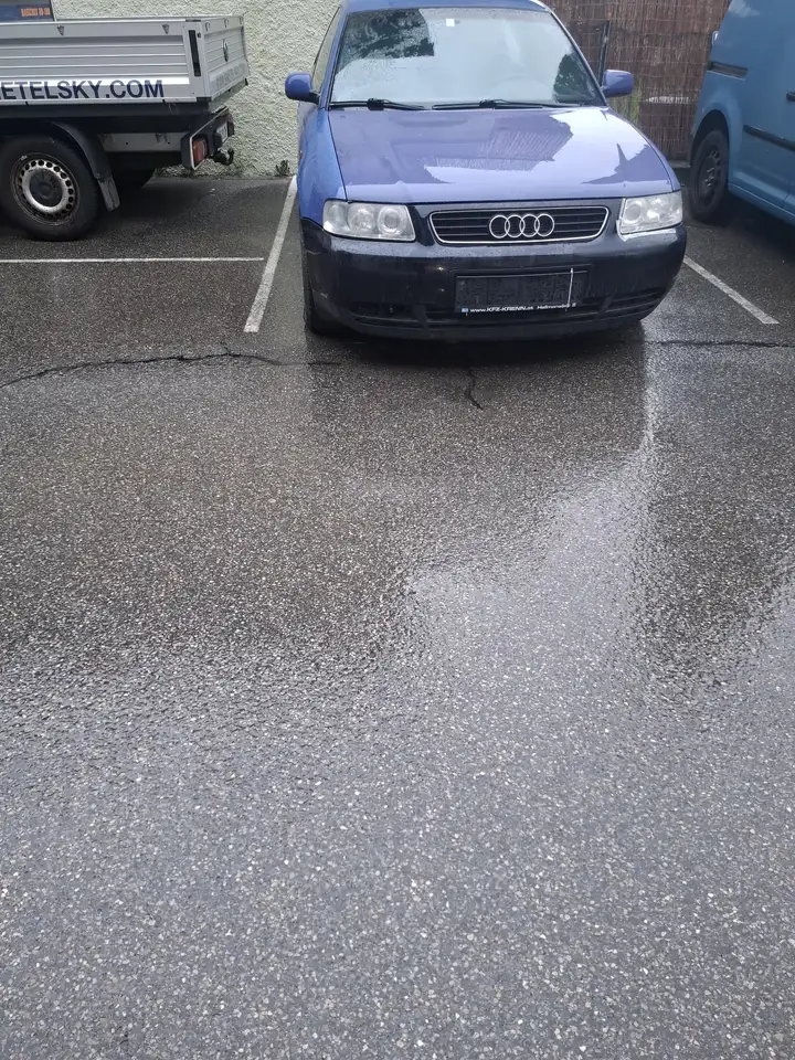 Audi A3 1,9 Attraction TDI — photo 1 of 2