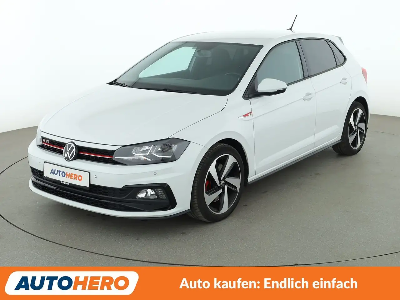 Volkswagen Polo 2.0 TSI GTI — photo 1 of 25