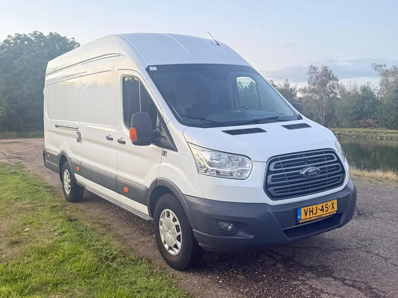 Ford Transit Transit 350 2.0 TDCI L3H3 Tr — photo 1 of 25