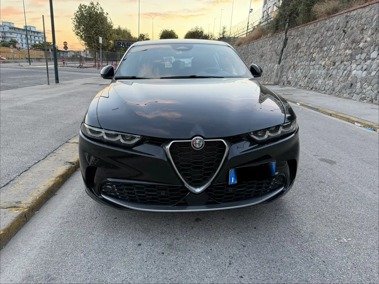 Alfa Romeo Tonale 1.5 hybrid Ti 160cv tct7 — photo 1 of 7