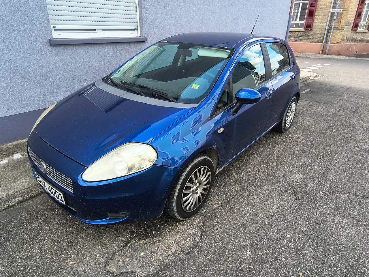 Fiat Grande Punto Grande Punto 5-Türer 1.4 8V Dynamic — photo 1 of 3