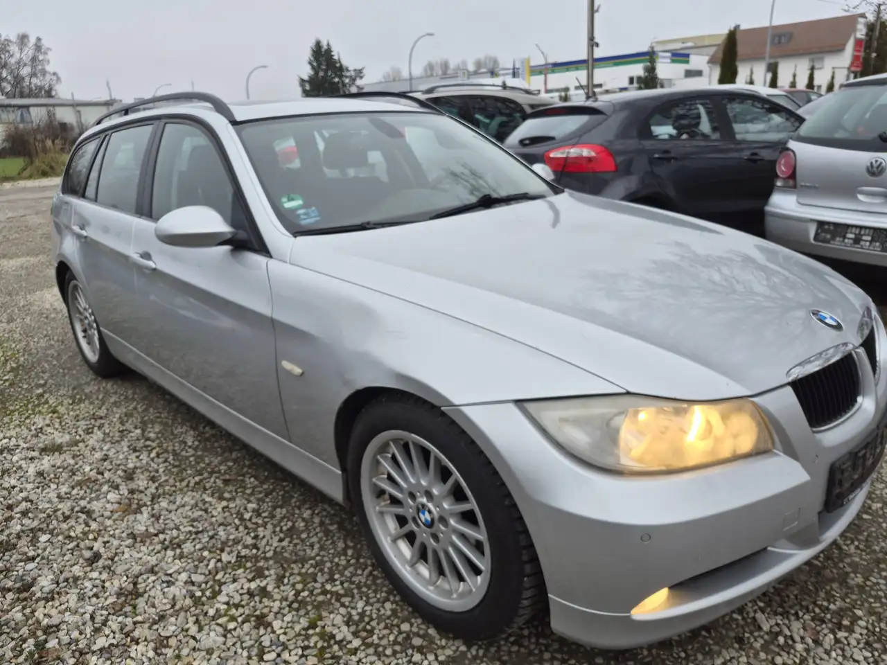 BMW 320 320d — photo 1 of 13