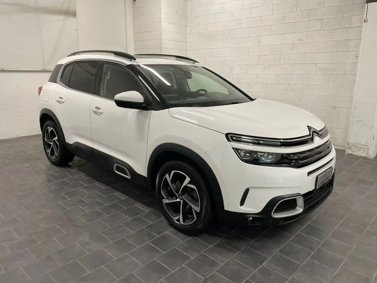 Citroen C5 Aircross 2.0 BlueHDi 180cv EAT8 Shine-TETTO-FULL — photo 1 of 15