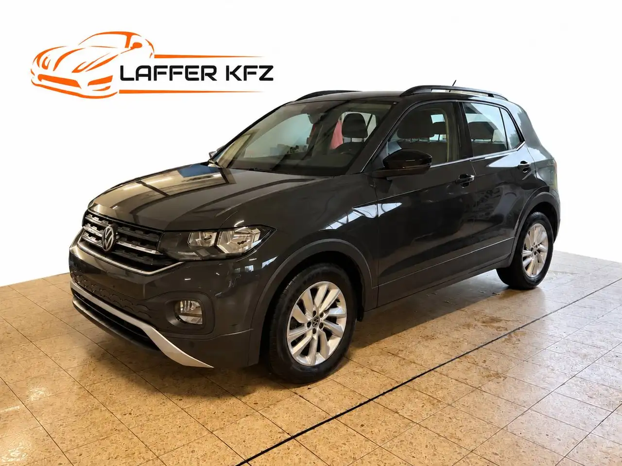 Volkswagen T-Cross Life 1,0 TSI DSG PDC KLIMAAUTO SITZHZG ACC — photo 1 of 3