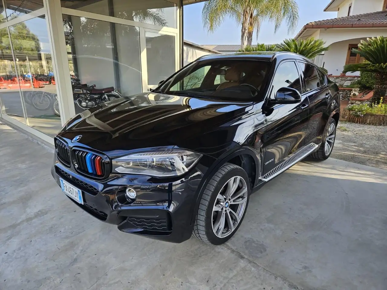BMW X6 X-Drive 30D M-Sport 258 CV — photo 1 of 6