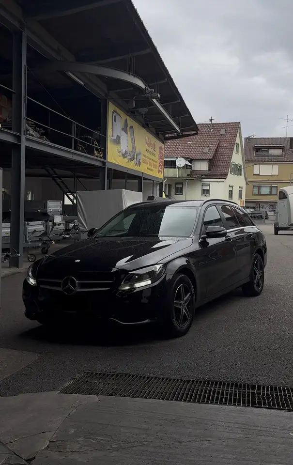 Mercedes-Benz C 220 (BlueTEC) d T 7G-TRONIC Avantgarde — photo 1 of 11