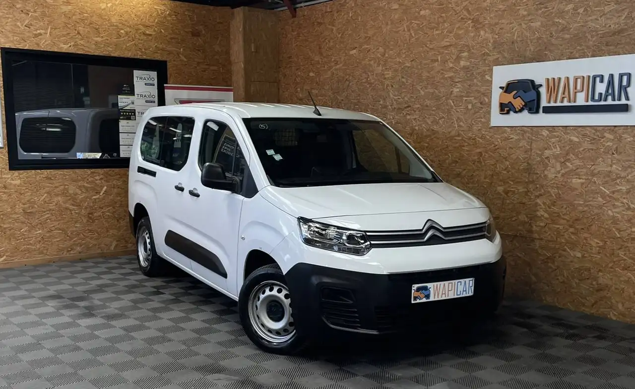 Citroen Berlingo XL 3Places 1.5hdi Utilitaire eur6d-isc * Garantie 1 à 3 ans * Régulateur * Clim — photo 1 of 18