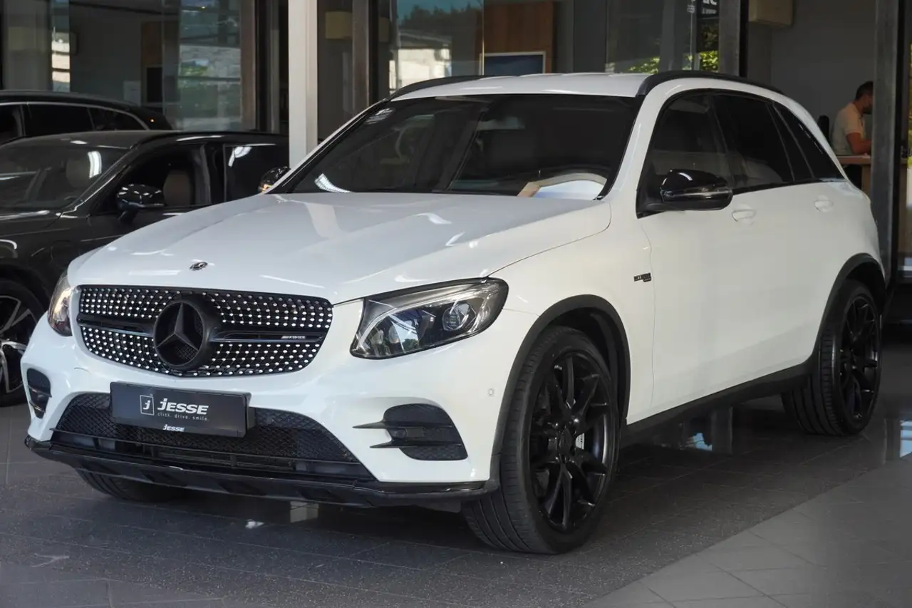 Mercedes-Benz GLC 43 AMG 4M Night LED Airmatic R.Cam 21'' — photo 1 of 15