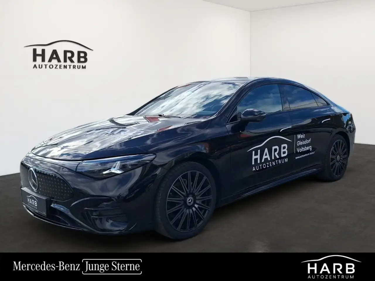 Mercedes-Benz CLA 250 + EQ — photo 1 of 35