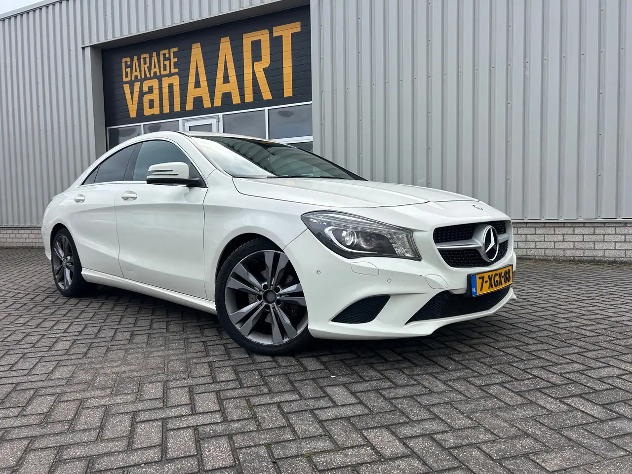 Mercedes-Benz CLA 200 Edition 1 | XENON | STOELVERW | AUTOMAAT | — photo 1 of 19