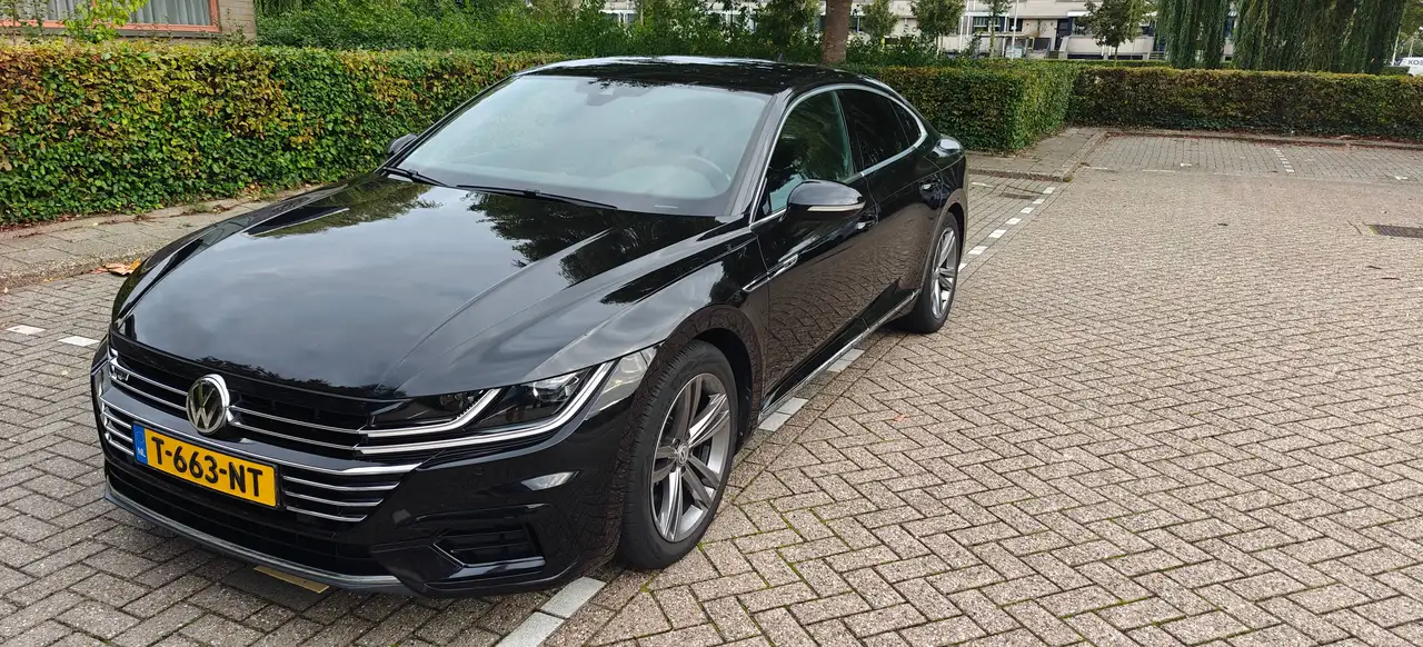 Volkswagen Arteon Arteon 2.0 TSI Busin.R Excl — photo 1 of 20