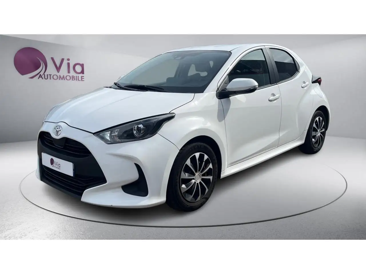 Toyota Yaris 1.0 70 VVT-i Dynamic - CAMERA DE RECUL / BLUETOOTH — photo 1 of 32