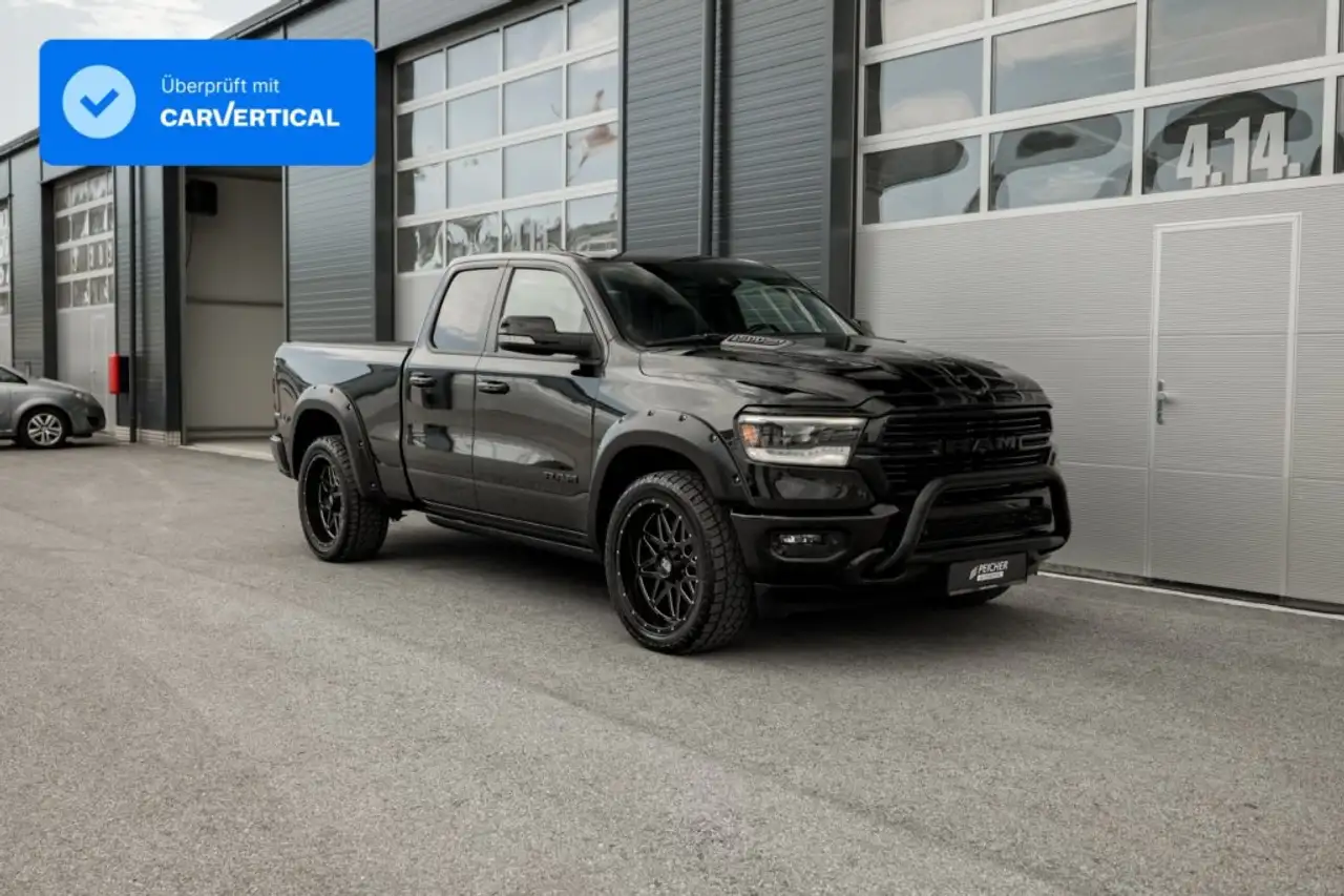 RAM 1500 Ram 1500 Laramie Night Quad Cab 6'4''-Bed 4x4 — photo 1 of 40