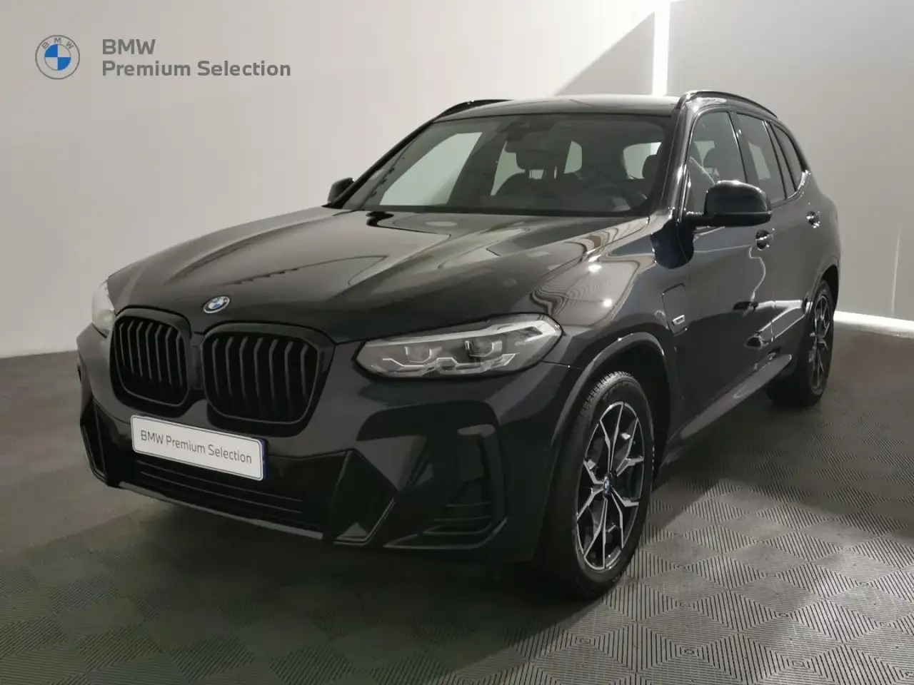 BMW X3 xDrive30e 292ch M Sport — photo 1 of 20