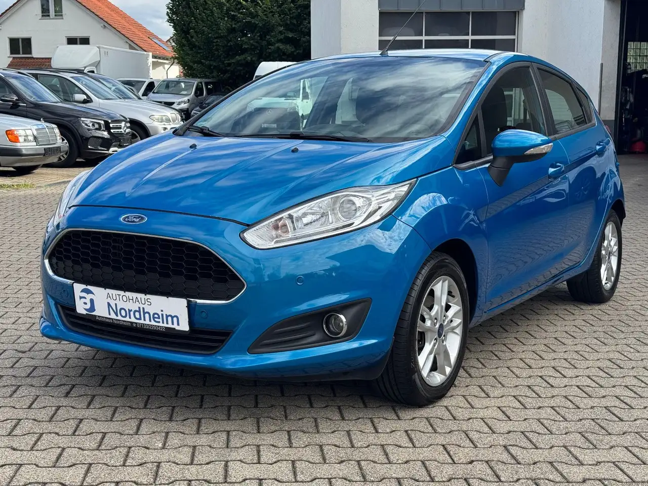 Ford Fiesta 1.5 TDCI Klima/ Navi/ Alu 15"/PDC/EURO 6 — photo 1 of 24