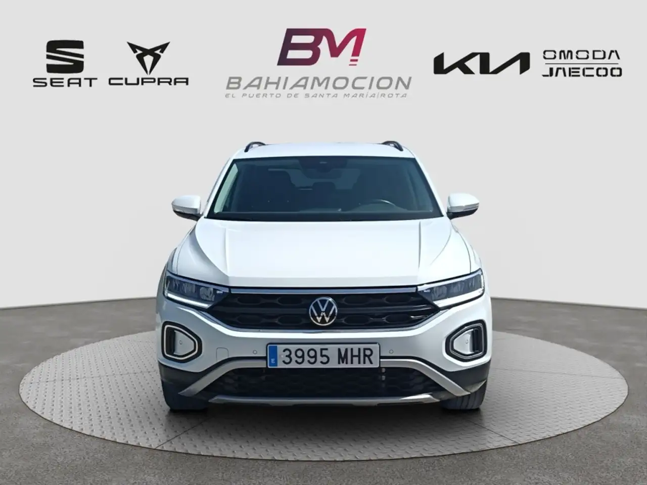 Volkswagen T-Roc 1.5 TSI Life DSG7 110KW — photo 1 of 21