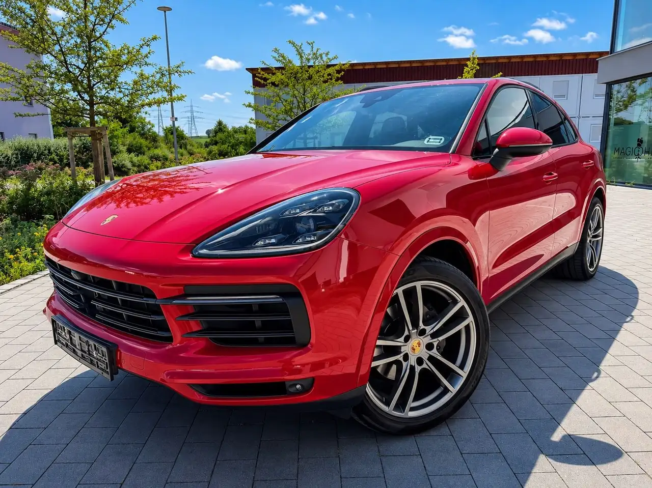 Porsche Cayenne Coupe LEDER PANO LED 21 ZOLL APPROVED — photo 1 of 12