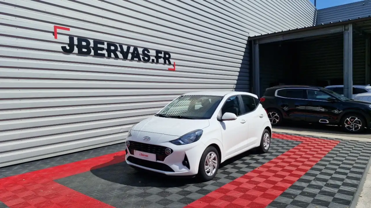 Hyundai i10 1.0 67 ECO INTUITIVE — photo 1 of 25