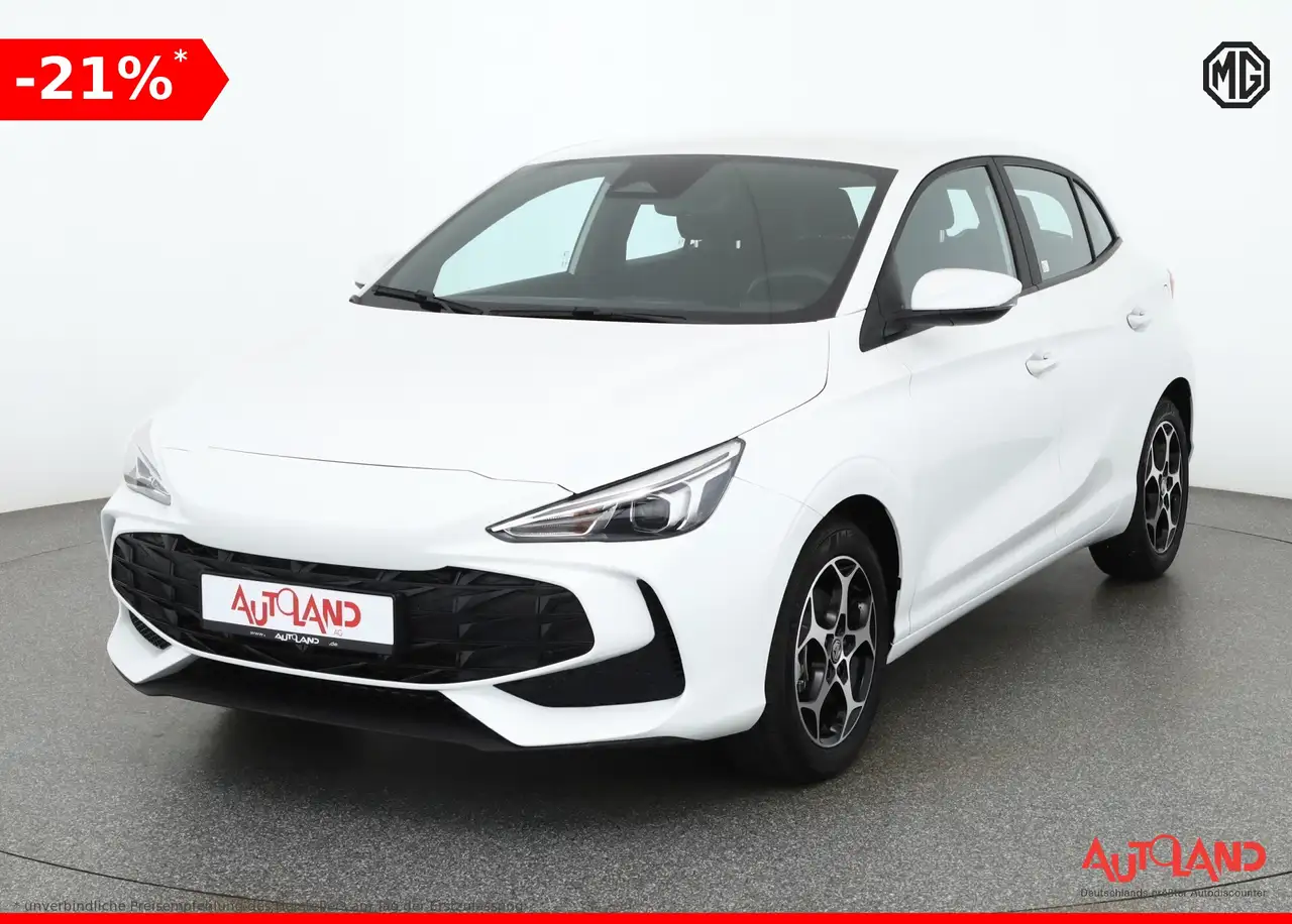 MG MG3 1.5 Comfort LED Navi Kamera — photo 1 of 15