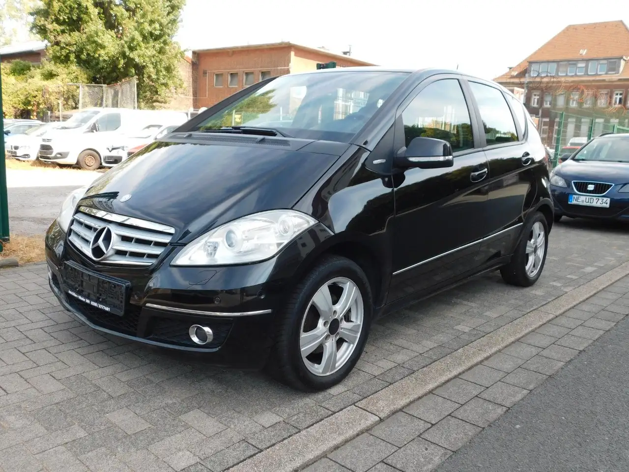 Mercedes-Benz A 170 5-türig/Avantgarde Blue/TUV.03.2028/Navi/ — photo 1 of 22