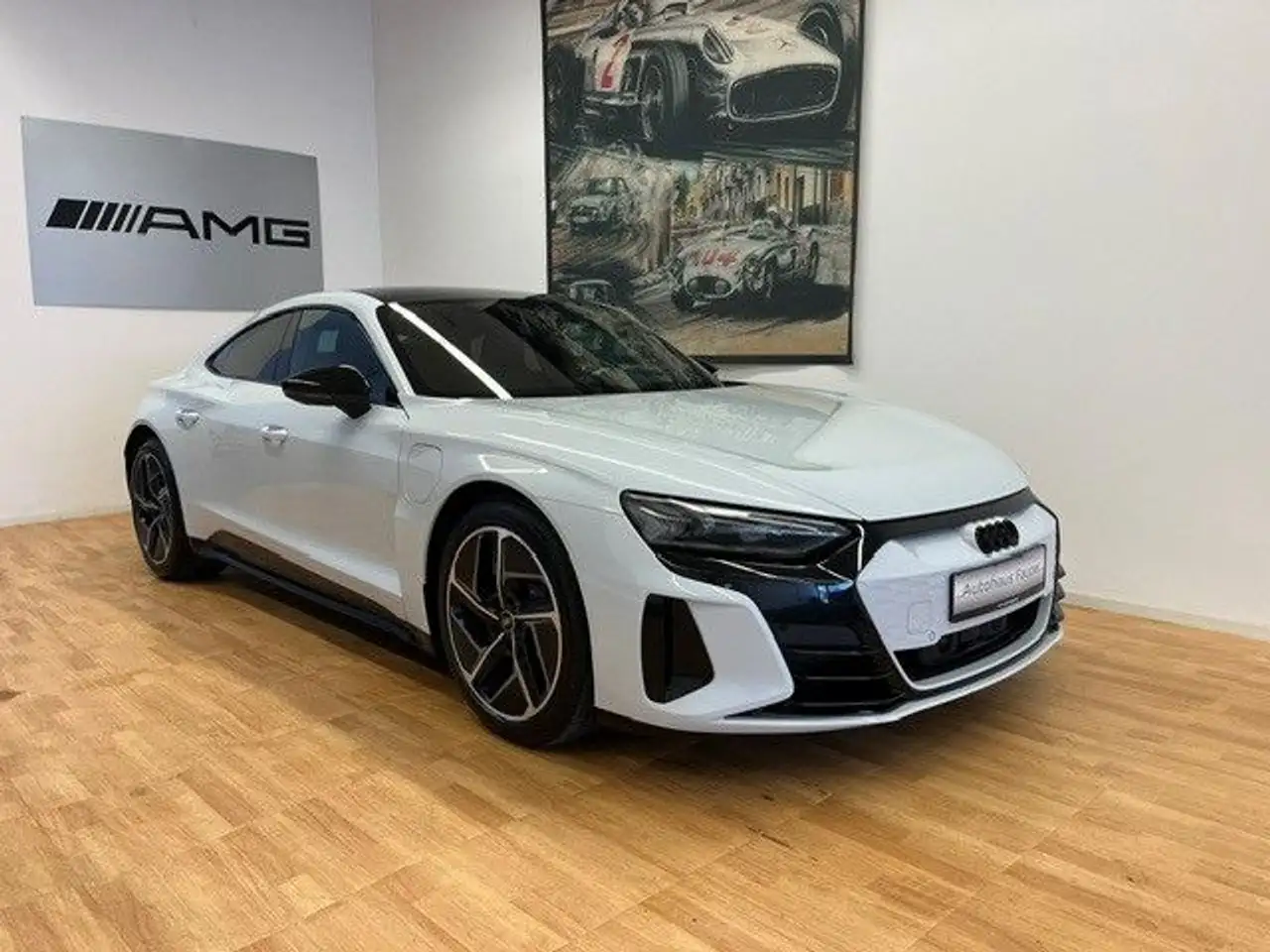 Audi e-tron GT quattro Matrix Bang & Olufsen §25a — photo 1 of 15
