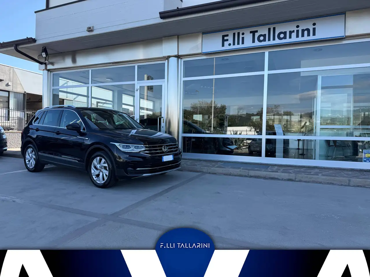 Volkswagen Tiguan Tiguan 1.5 tsi Elegance dsg 150cv — photo 1 of 15