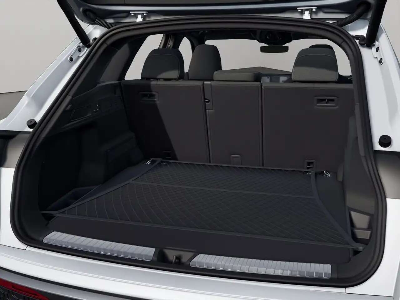 2026 Audi Q5 SUV e-hybrid quattro Matrix AHK 360° Kamera, photograph 10
