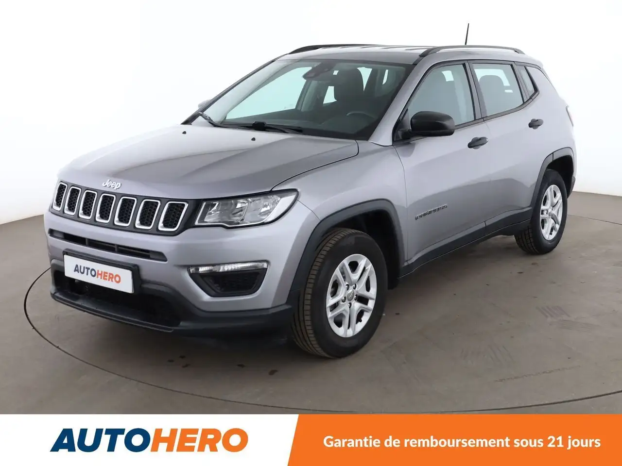Jeep Compass 1.4 MultiAir Sport — photo 1 of 33