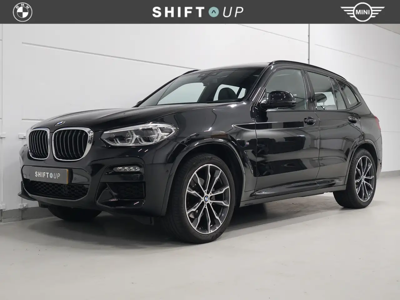 BMW X3 xDrive20i M-Sport | Panoramadak | Comfort Access | — photo 1 of 25