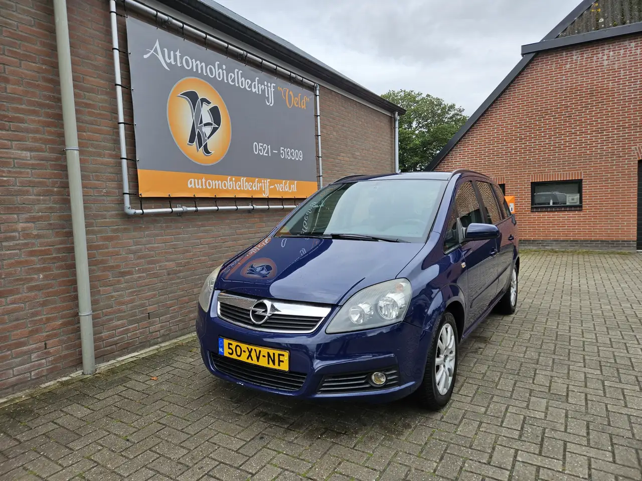 Opel Zafira 2.2 Temptation (brandstofpomp defect) — photo 1 of 34