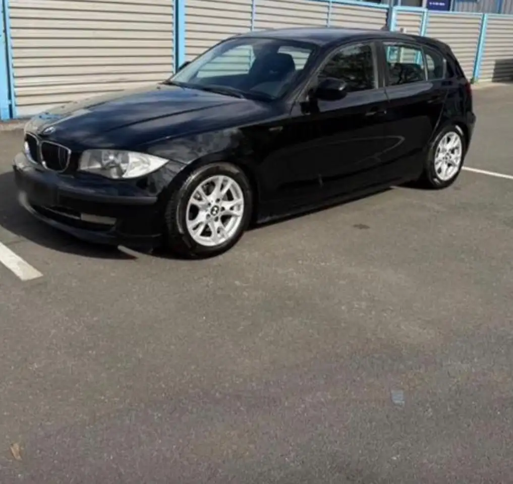BMW 116 116i — photo 1 of 4