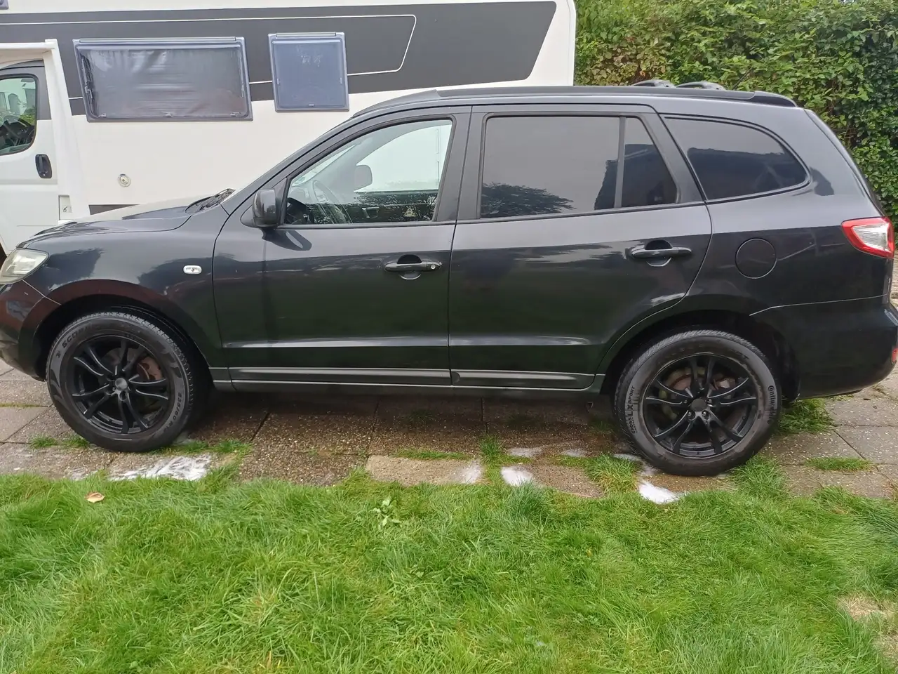 Hyundai SANTA FE VGT Dynamic — photo 1 of 16