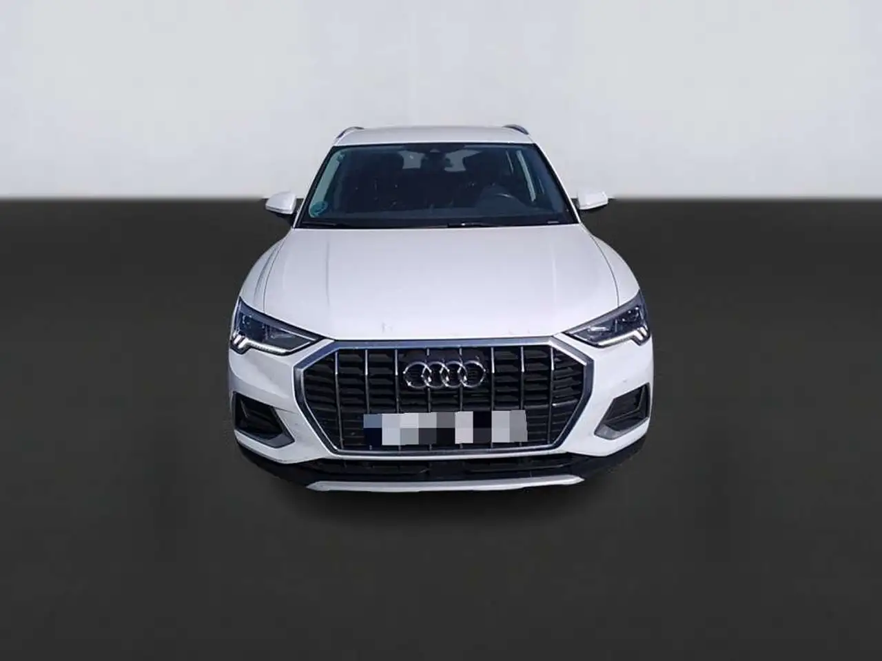 Audi Q3 35 TDI Advanced S tronic 110kW — photo 1 of 15
