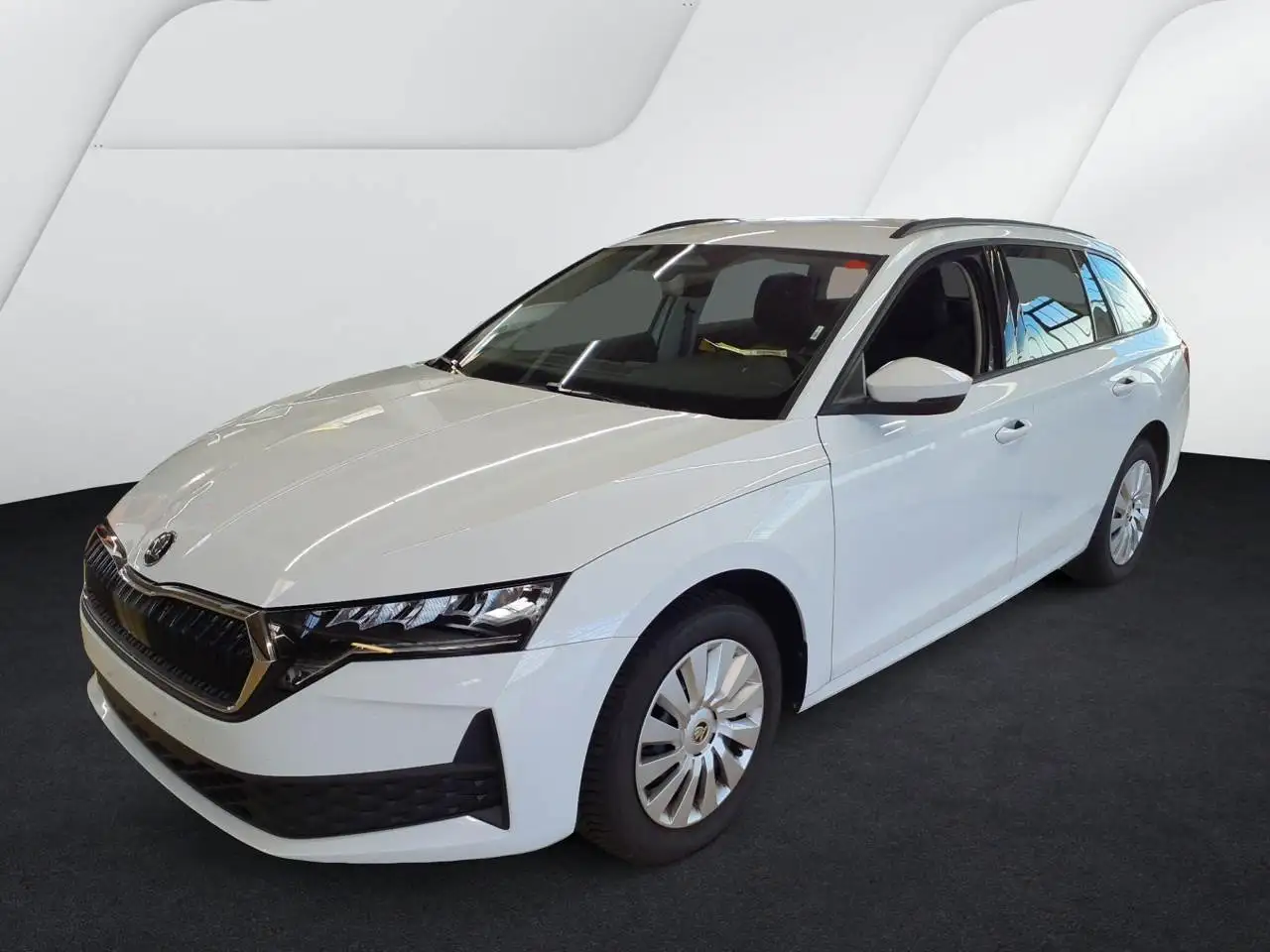 Skoda Octavia Combi Essence 1.5 TSI e-TEC DSG - LED Keyless SHZ — photo 1 of 4
