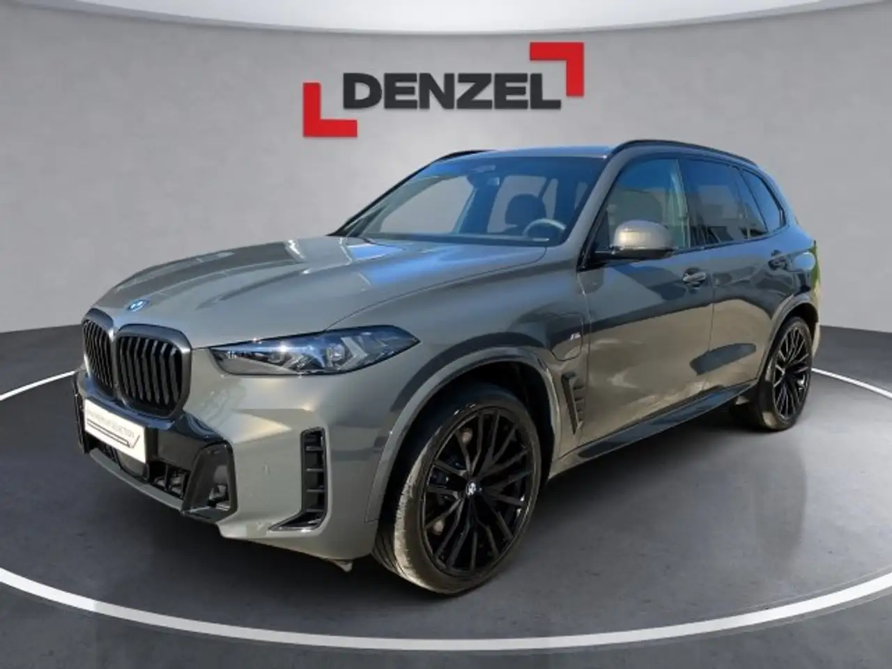 BMW X5 xDrive50e G05 XB1 — photo 1 of 13