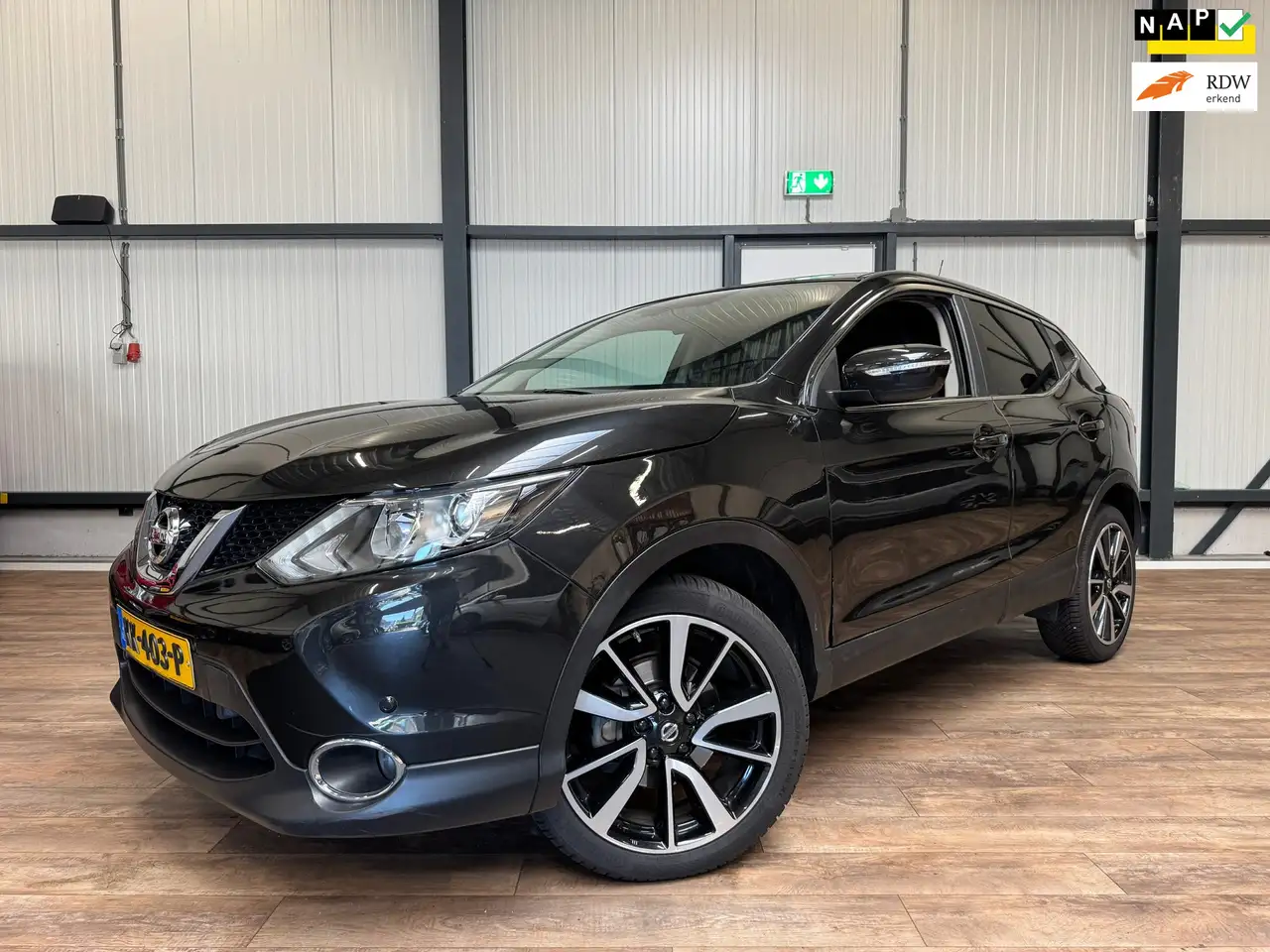 Nissan Qashqai 1.2 Acenta / NAVI / CRUISE / CAMERA / EXPORT PRIJS — photo 1 of 25