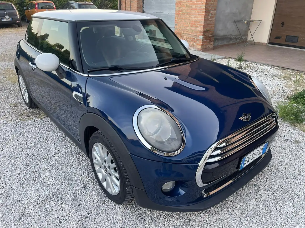 MINI Inny Mini 1.5 Cooper D — photo 1 of 15