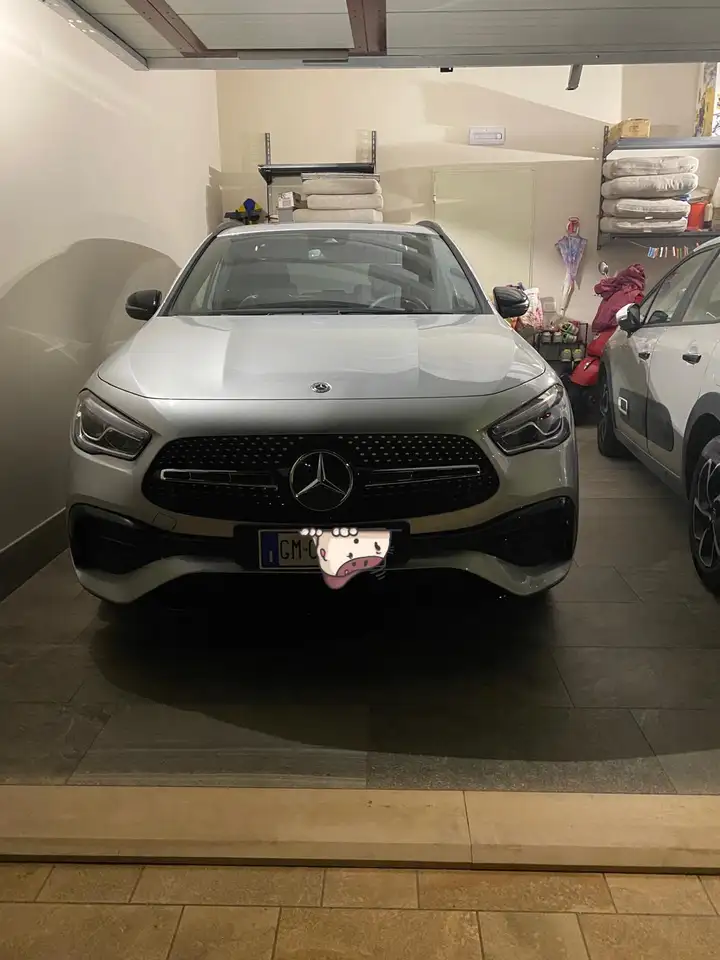 Mercedes-Benz GLA 200 d Premium auto — photo 1 of 1